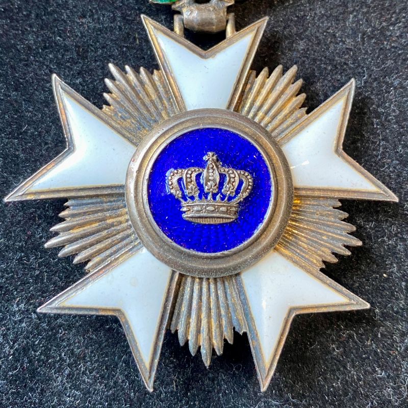 Couronne Commandeur à titre civile