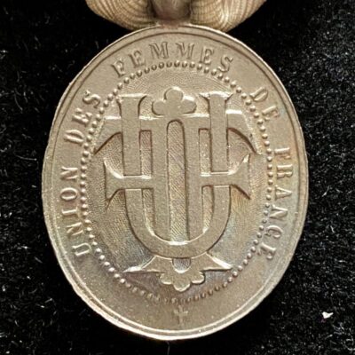 Médaille de l&rsquo;Union des Femmes de France – Croix Rouge Française