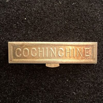 Agrafe COCHINCHINE à clapet signée Mercier ARGENT