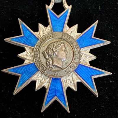Médaille Chevalier de l&rsquo;Ordre National du Mérite en Argent avec son écrin