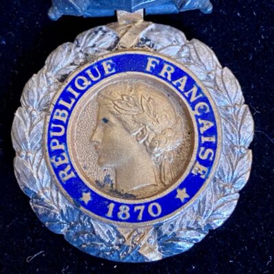 Médaille Militaire 3éme République Argent + boite