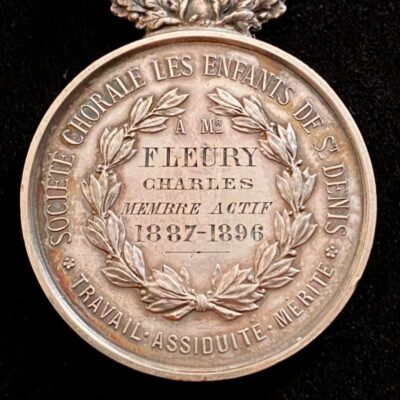 Médaille Travail Assiduité Mérite de la Chorale Les Enfants de ST Denis Attribué