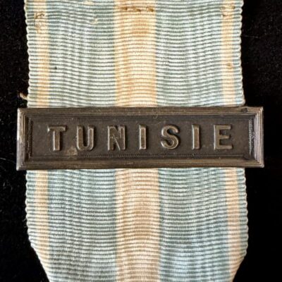 Médaille Coloniale avec Agrafe TUNISIE Chobillon en argent