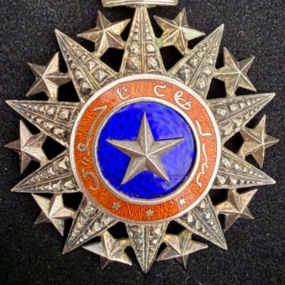 Médaille de Commandeur de l&rsquo;Ordre du Nichan El Anouar argent