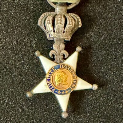 Médaille Étoile du Lys de la Garde Nationale de Paris – Ordre de la Fidélité Or