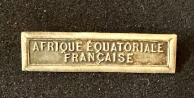 Agrafe AFRIQUE EQUATORIALE FRANCAISE maison « Marie Aubert » pour médaille coloniale Française